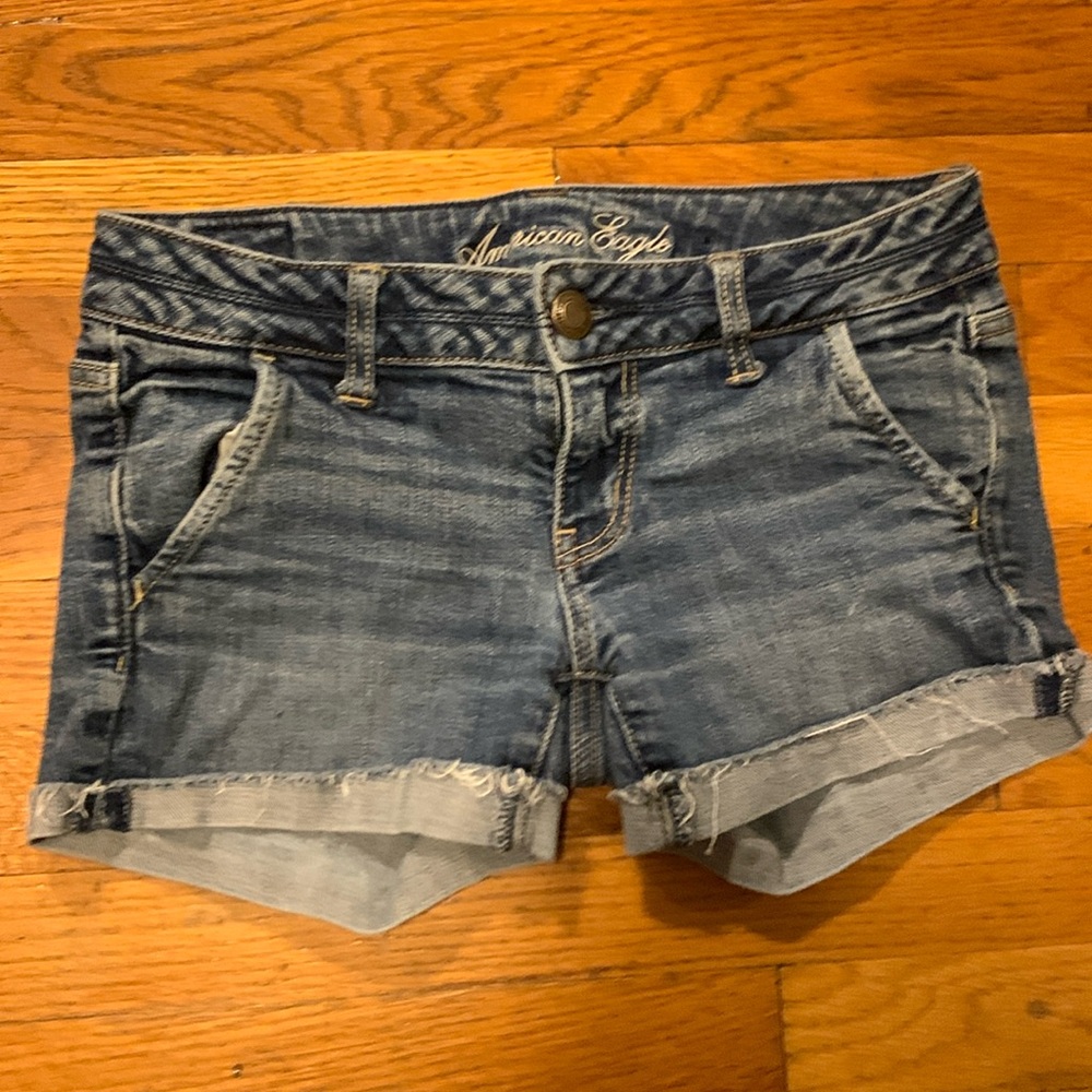 low rise American Eagle denim shorts